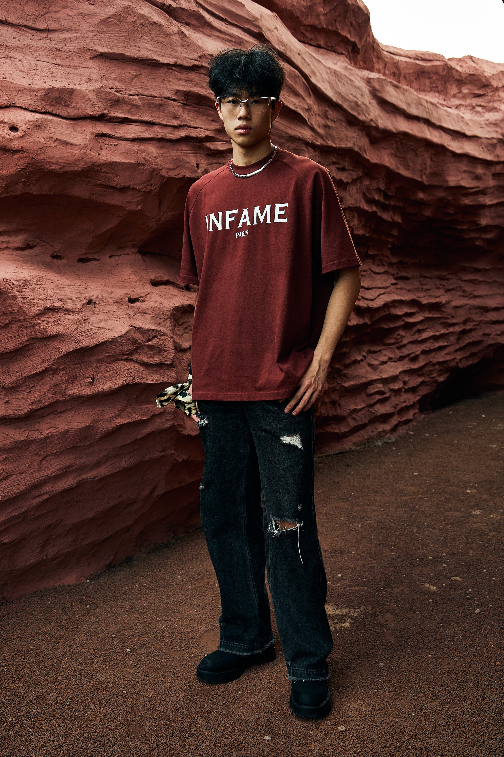 L’INF Oversized Bordeaux T-shirt